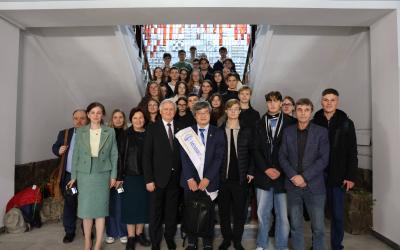 Vizita 2 laureati Premiul Noble la ASM oct 2025